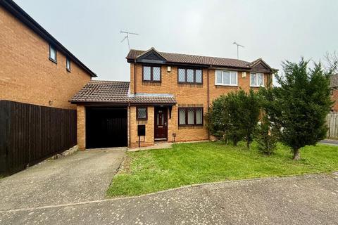 3 bedroom semi-detached house for sale, Dexter Close, Barton Hills, Luton, Bedfordshire, LU3 4DY