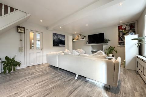 2 bedroom cottage for sale, Trecynon, Aberdare CF44