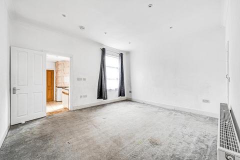 undefined, York Avenue, Hanwell, London, W7 3HY
