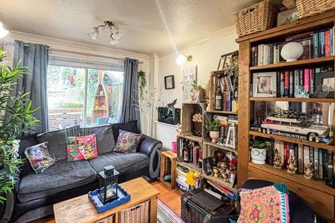 undefined, South Croydon CR2