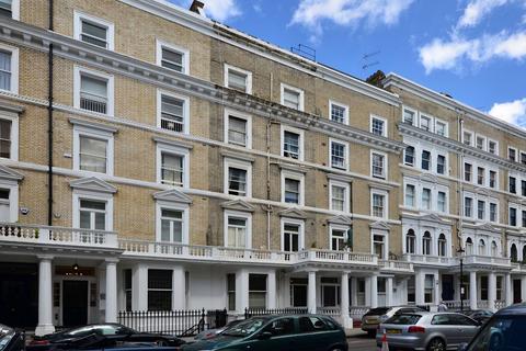 Studio to rent, Elvaston Place, South Kensington, London, SW7