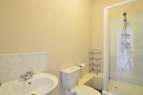 Studio to rent, Elvaston Place, South Kensington, London, SW7