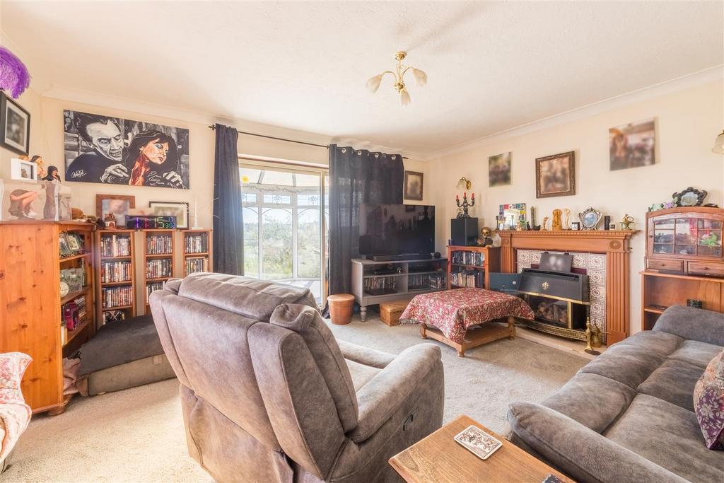 42 A Rookery Way-11.jpg