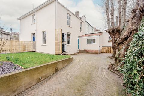 3 bedroom flat for sale, Bristol BS6