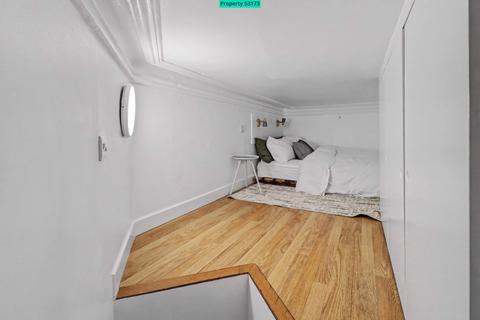 Studio to rent, 45 Fitzjohns Avenue, London, NW3 5JU