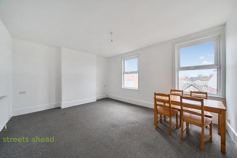 2 bedroom apartment for sale, Grant Road, Croydon, CR0