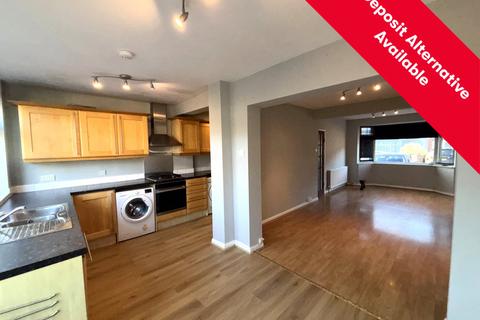 3 bedroom terraced house to rent, Elm Close, Surrey SM5