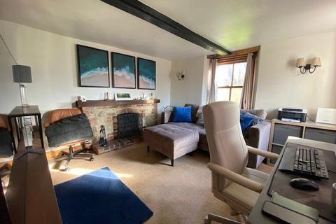 2 bedroom detached house to rent, Phoebe's Cottage, Mersham, Ashford, Kent, TN25