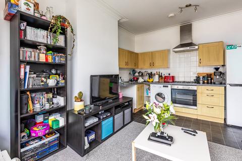 3 bedroom flat for sale, Bristol BS7