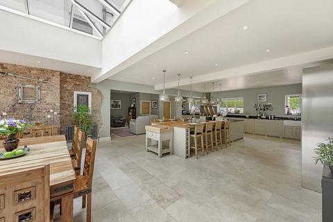 7 bedroom detached house for sale, Furze Hill, Purley CR8
