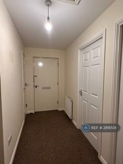 2 bedroom flat to rent, Crookston Court, Larbert, FK5