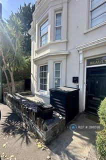 2 bedroom flat to rent, Babbacombe Road, Torquay, TQ1
