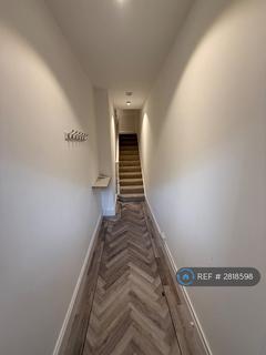2 bedroom flat to rent, Babbacombe Road, Torquay, TQ1