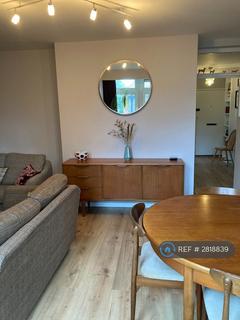 2 bedroom flat to rent, Colson Way, London, SW16
