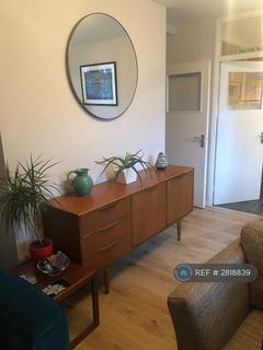 2 bedroom flat to rent, Colson Way, London, SW16
