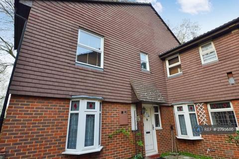 1 bedroom flat to rent, Abbeyfield Road, London, SE16