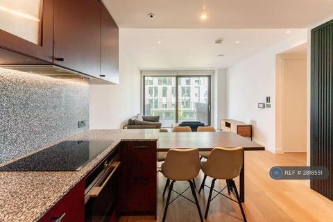 2 bedroom flat to rent, Viaduct Gardens, London, SW11