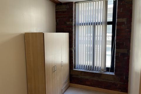 undefined, Broad Street, Bradford BD1