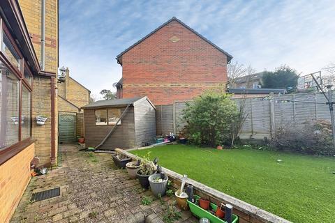 undefined, Sylvan Avenue, East Cowes, Isle of Wight