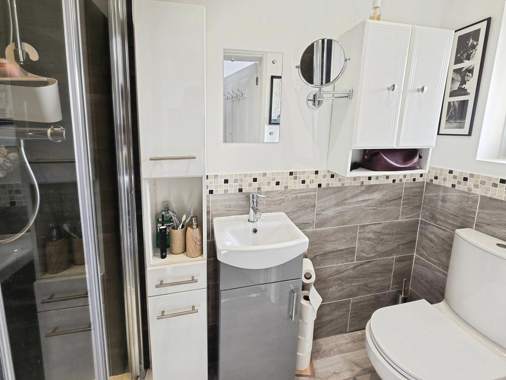 Ensuite