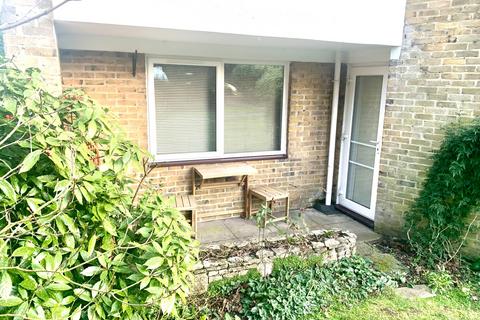 2 bedroom apartment to rent, BASSETT, SO16