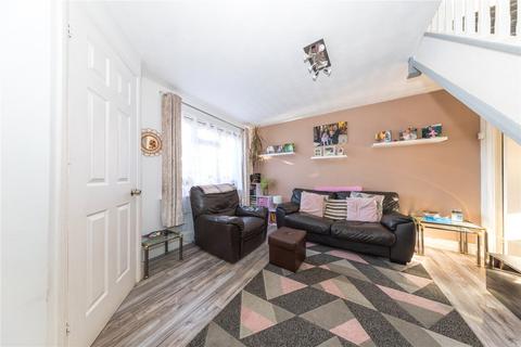 2 bedroom end of terrace house to rent, Renshaw Close, Bedfordshire LU2