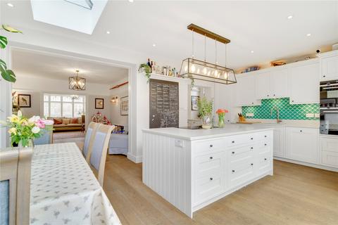 5 bedroom semi-detached house for sale, Holmside Road, SW12