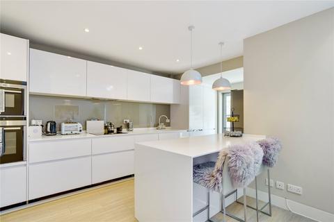 4 bedroom terraced house for sale, Sisters Avenue, SW11