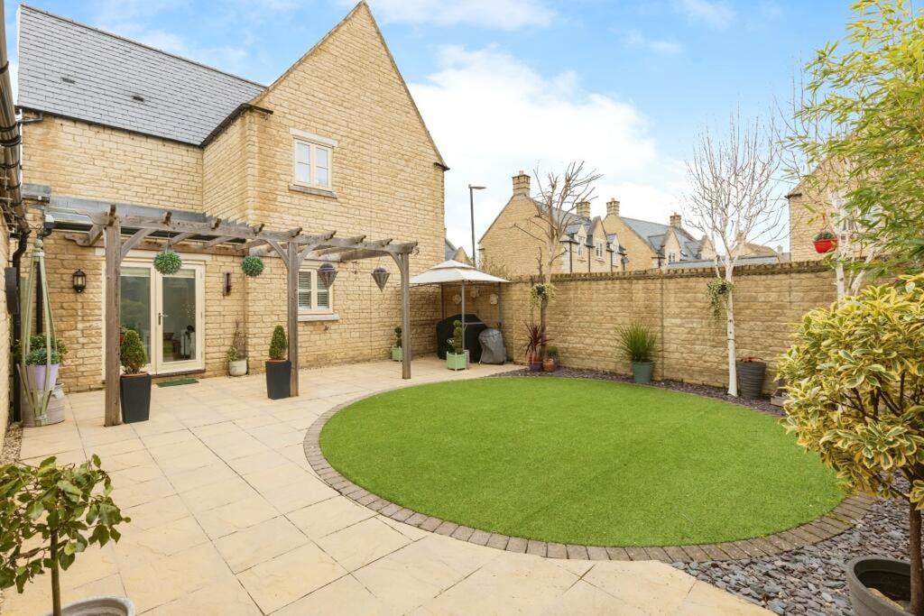 Landscaped  Gardens