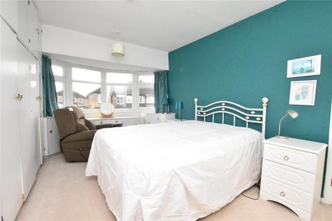 3 bedroom semi-detached house for sale, Lulworth Walk, Leeds, West Yorkshire