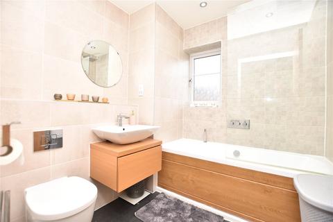 3 bedroom semi-detached house for sale, Mayfair Mount, Crossgates, Leeds, West Yorkshire