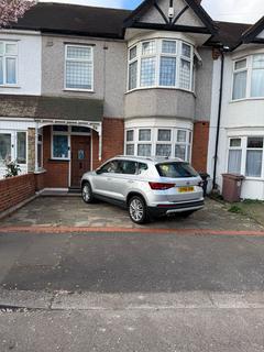 Bute Road, Ilford IG6