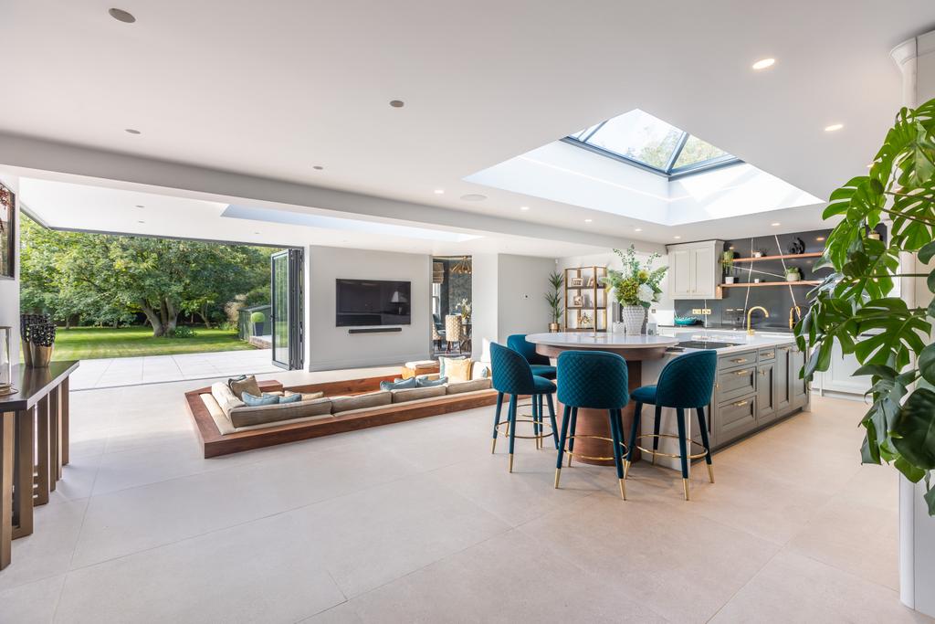 Kitchen/Family Room