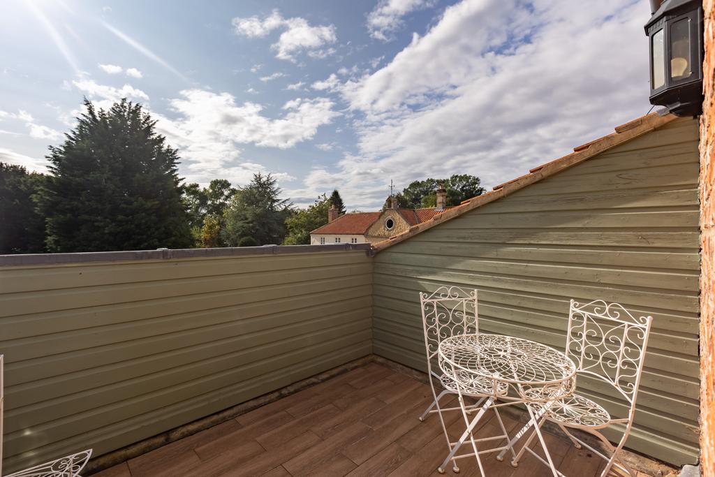 Annexe Balcony
