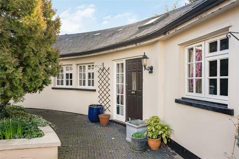 2 bedroom bungalow for sale, Newgate Street, Hertford, Hertfordshire, SG13