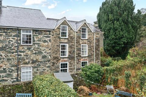 3 bedroom semi-detached house for sale, South Street, Dolgellau, Gwynedd, LL40