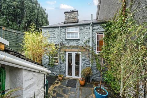 3 bedroom semi-detached house for sale, South Street, Dolgellau, Gwynedd, LL40