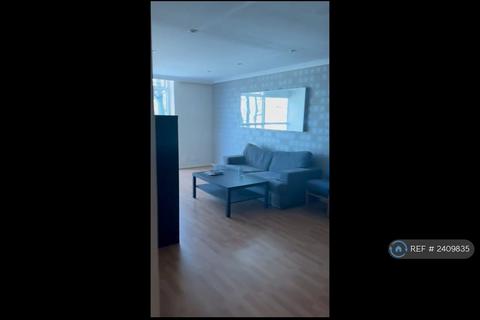 3 bedroom terraced house to rent, Baltic Quay, London, SE16