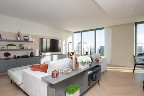 2 bedroom flat for sale, Landmark Pinnacle, 15 Westferry Road, London, E14