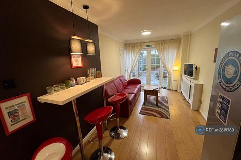 undefined, Fairlawns Close, Staines-Upon-Thames, TW18