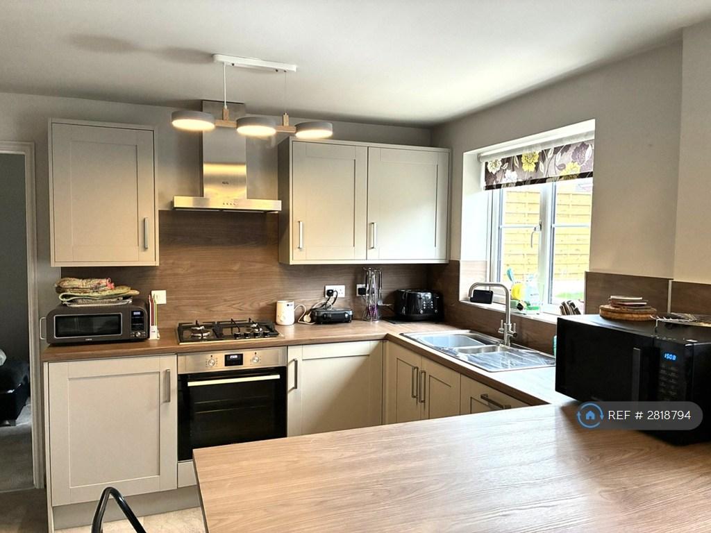 Newly Fitted Kitchen