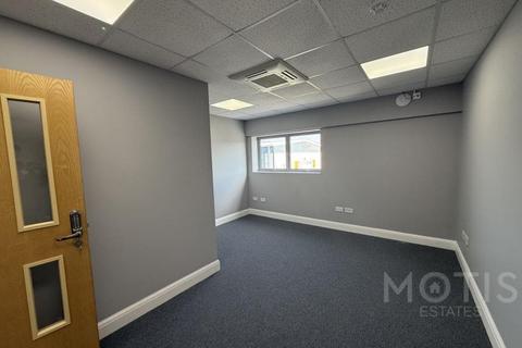 Warehouse to rent, Pent Rd Folkestone CT19 4RJ
