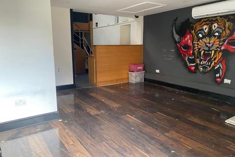 Retail property (high street) to rent, 40 Aubrey St Hereford HR4 0BU