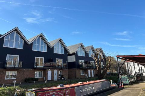 3 bedroom maisonette for sale, Fourdrinier Way, Hemel Hempstead HP3