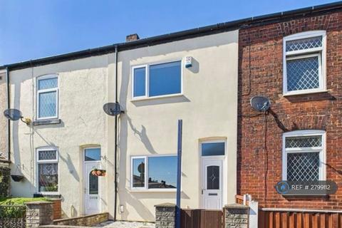 2 bedroom terraced house to rent, Westminster Road, Manchester, M28