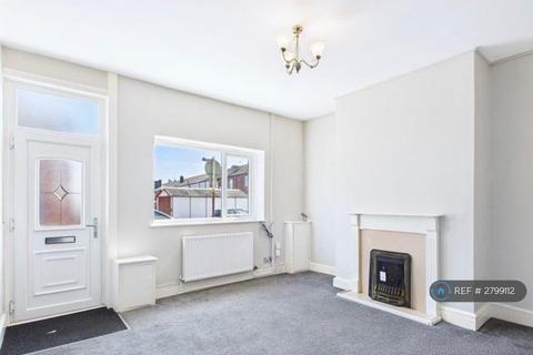 2 bedroom terraced house to rent, Westminster Road, Manchester, M28