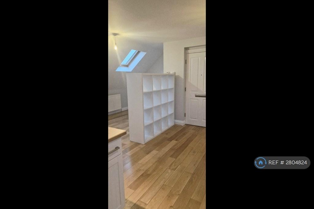 Room Divider/Shelving Unit