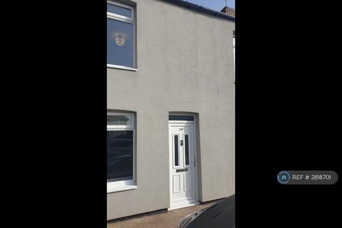 3 bedroom semi-detached house to rent, Manor Road, Chesterfield, S43