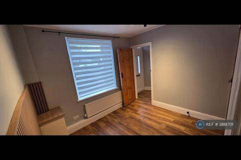 undefined, Manor Road, Chesterfield, S43