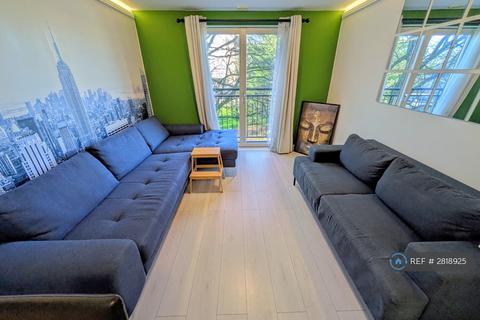 Squires Court, Bristol, BS3